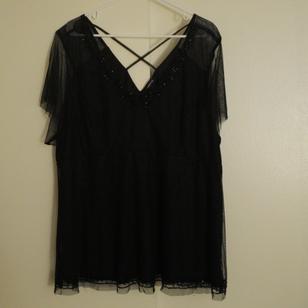 NWOT Torrid black beaded shirt